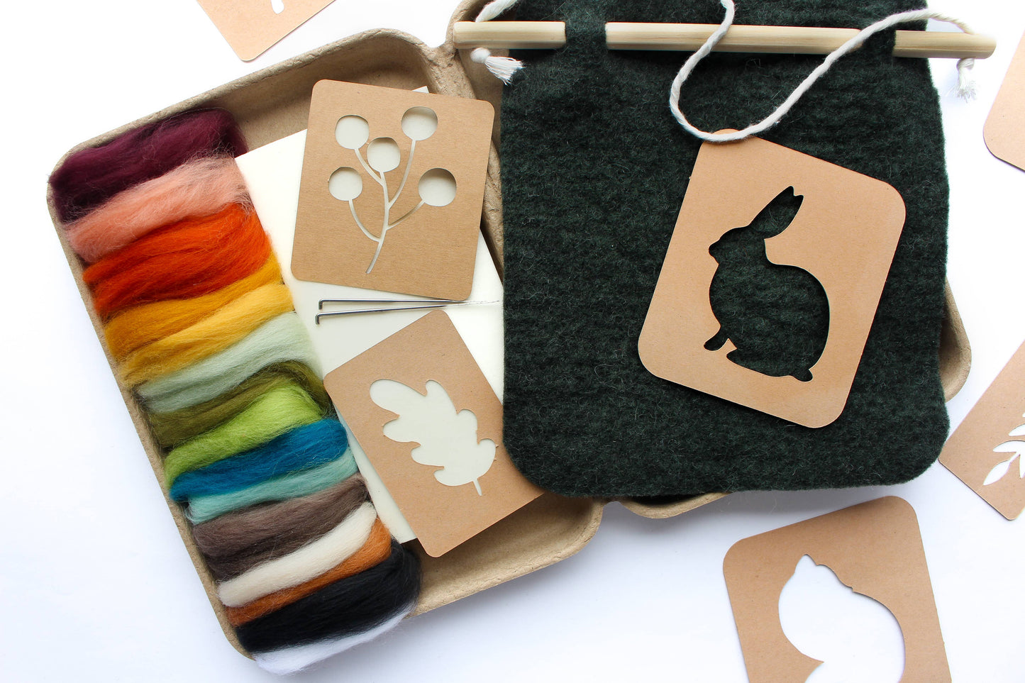 8"x8" Woodland Banner Felting Kit 