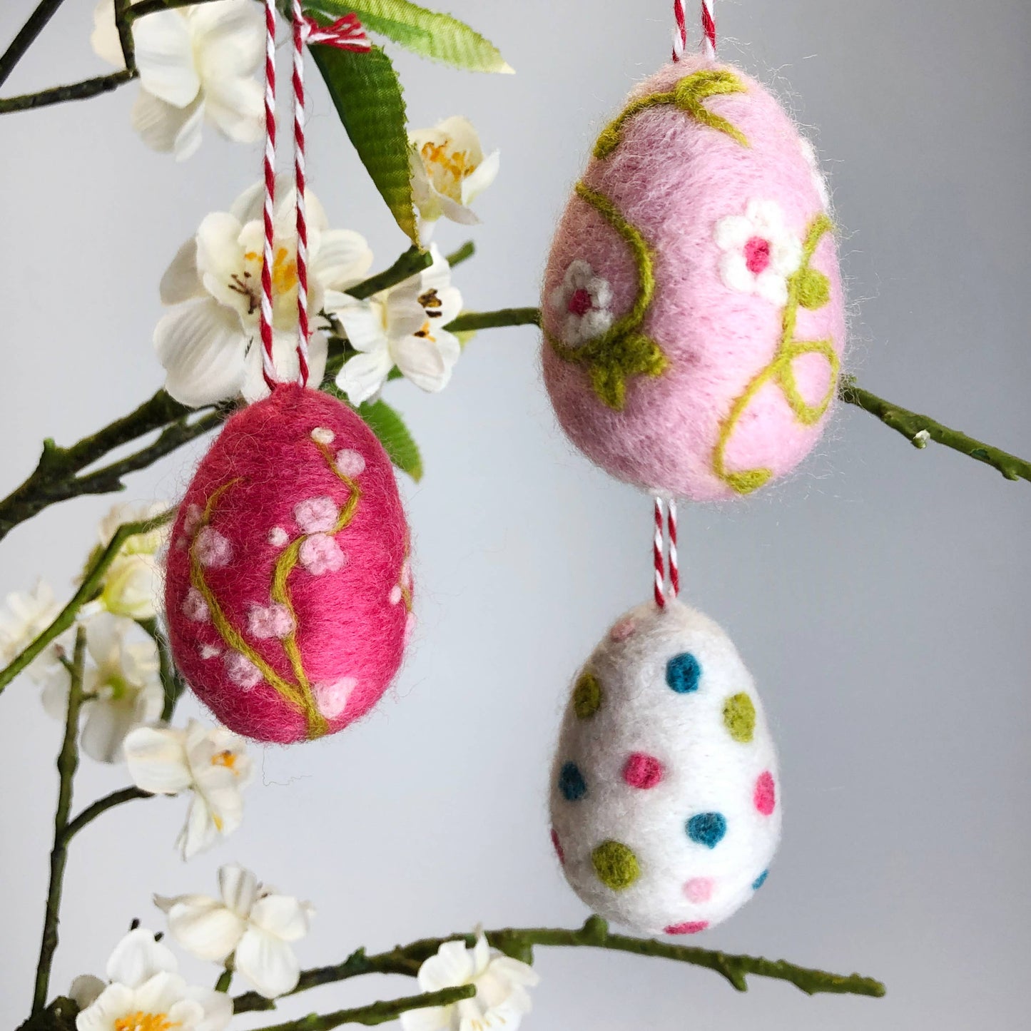 Easter Eggs Needle Felting Kit