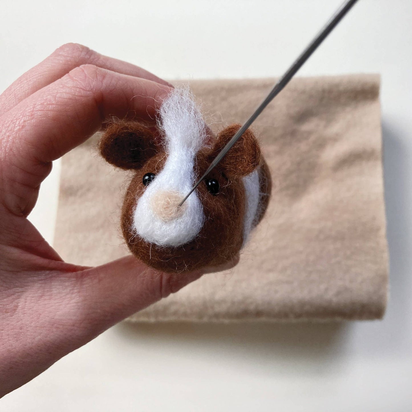 Needle felting kit - Guinea pigs - SLOLife Studio & Mercantile