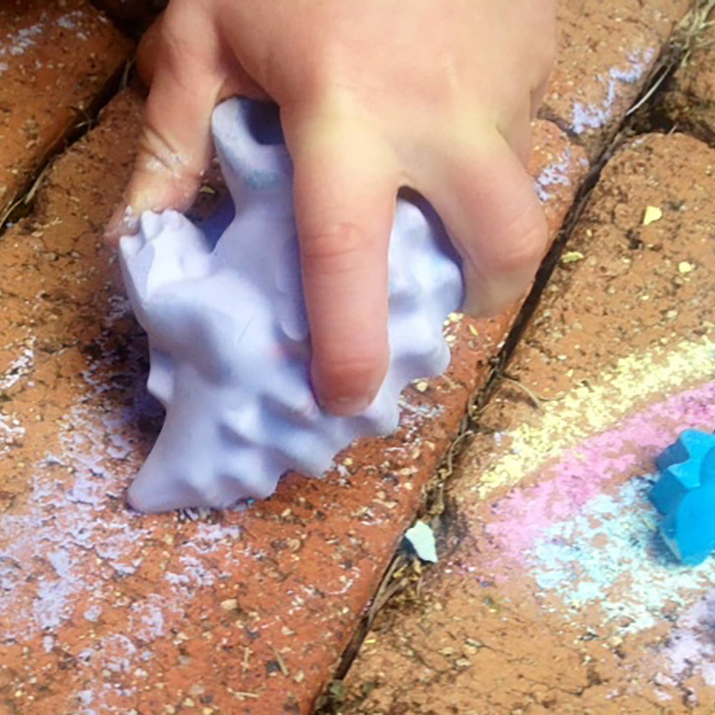 DIY Sidewalk Chalk
