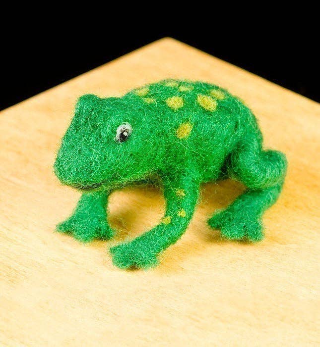 Frog Felting Kit
