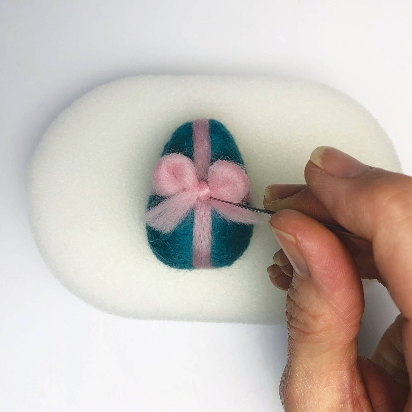 Easter Eggs Needle Felting Kit